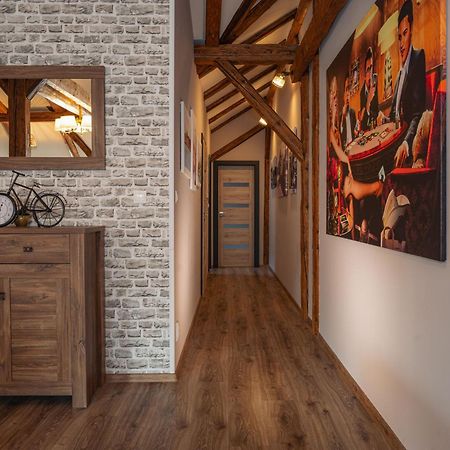 Ferienwohnung Apatman Fellini House Trenčín Exterior foto